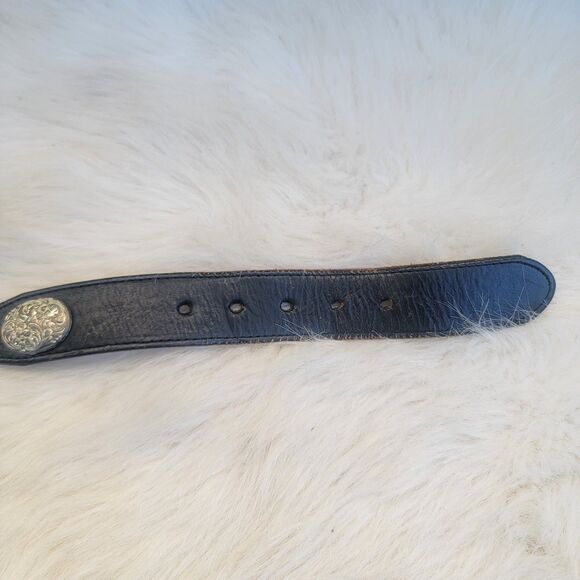 vintage black leather concho belt Sz Med - Picture 3 of 4